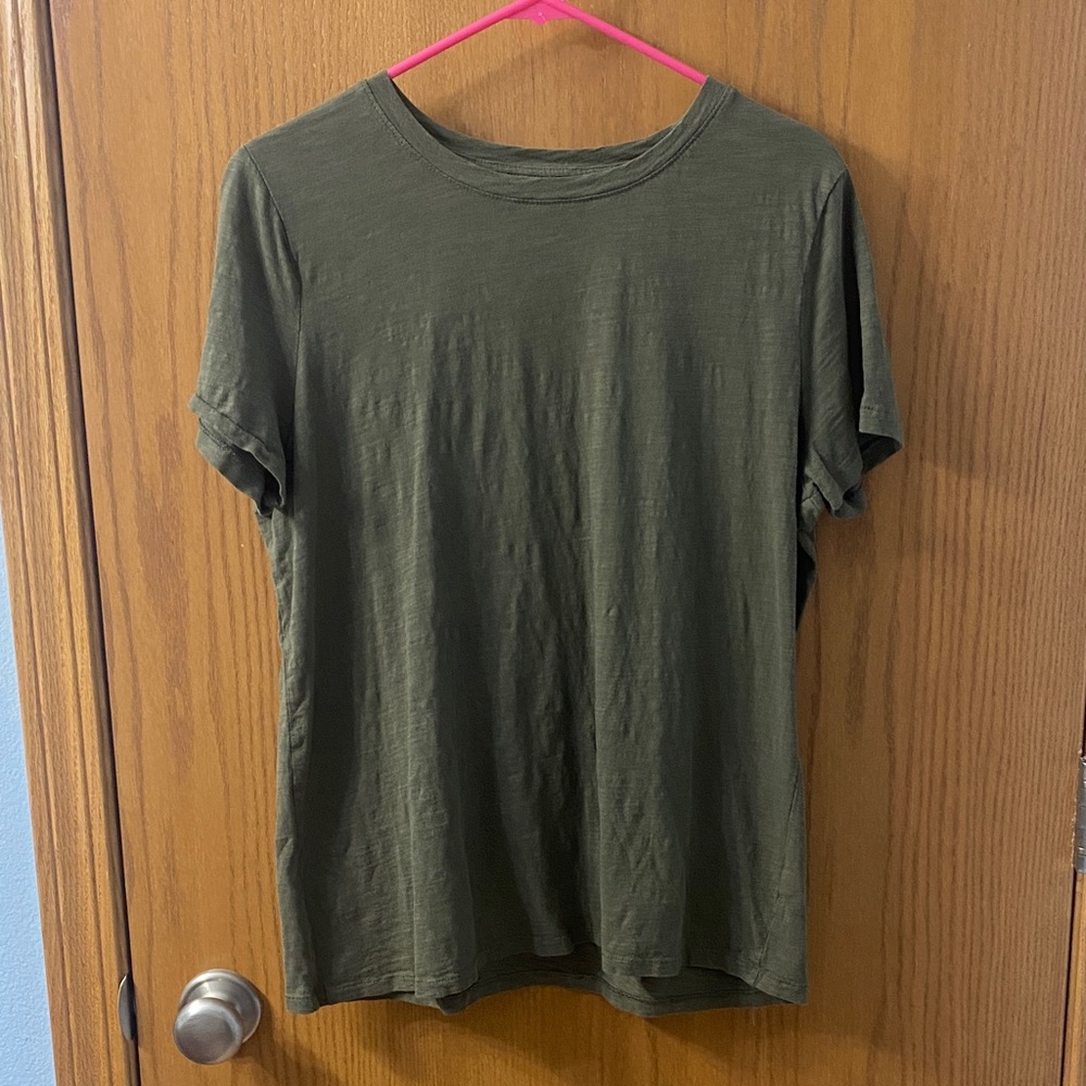 “5/$20” Sonoma Good For Life Everyday Tee army green size large
